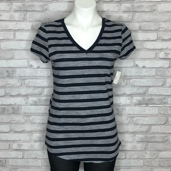 Daily Ritual striped v neck pocket tee, NWT medium - Picture 2 of 7